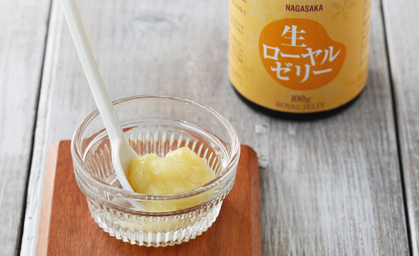 ローヤルゼリーについて ミツバチ産品｜はちみつ専門店 長坂養蜂場 