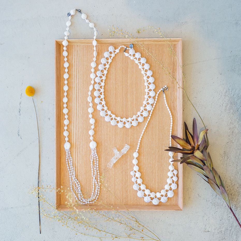  000 アンサンブルブローチ